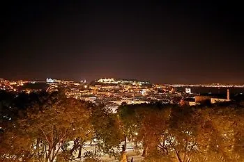 The Independente Suites & Terrace Lisboa Bed & Breakfast