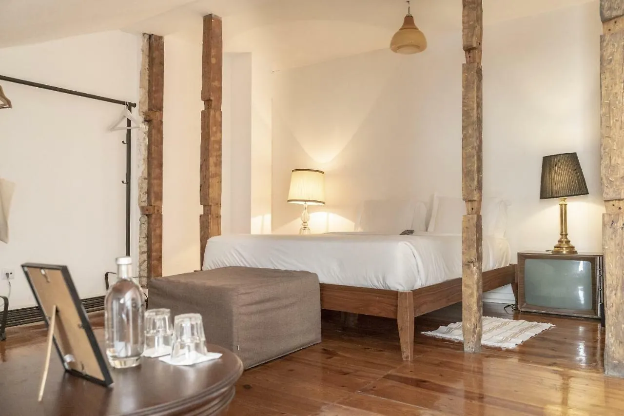The Independente Suites & Terrace Lisboa Bed and Breakfast